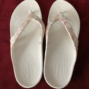 Crocs Kadee II Printed Floral Flip Thong Sandals - Floral/Pearl White size 8